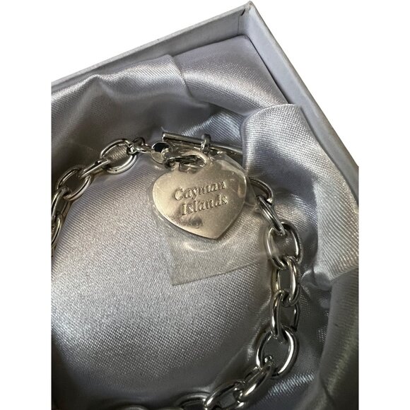 Island Companies Silver Cayman Islands Chain Bracelet with Clasp & Heart Charm - Picture 3 of 5